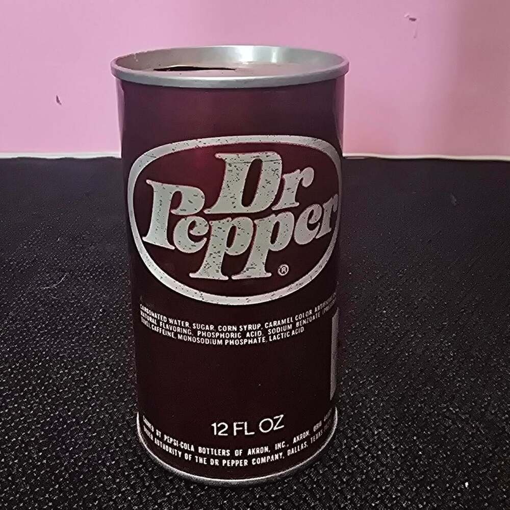 Dr Pepper Vintage 12 oz Steel Pull-Tab Soda Can